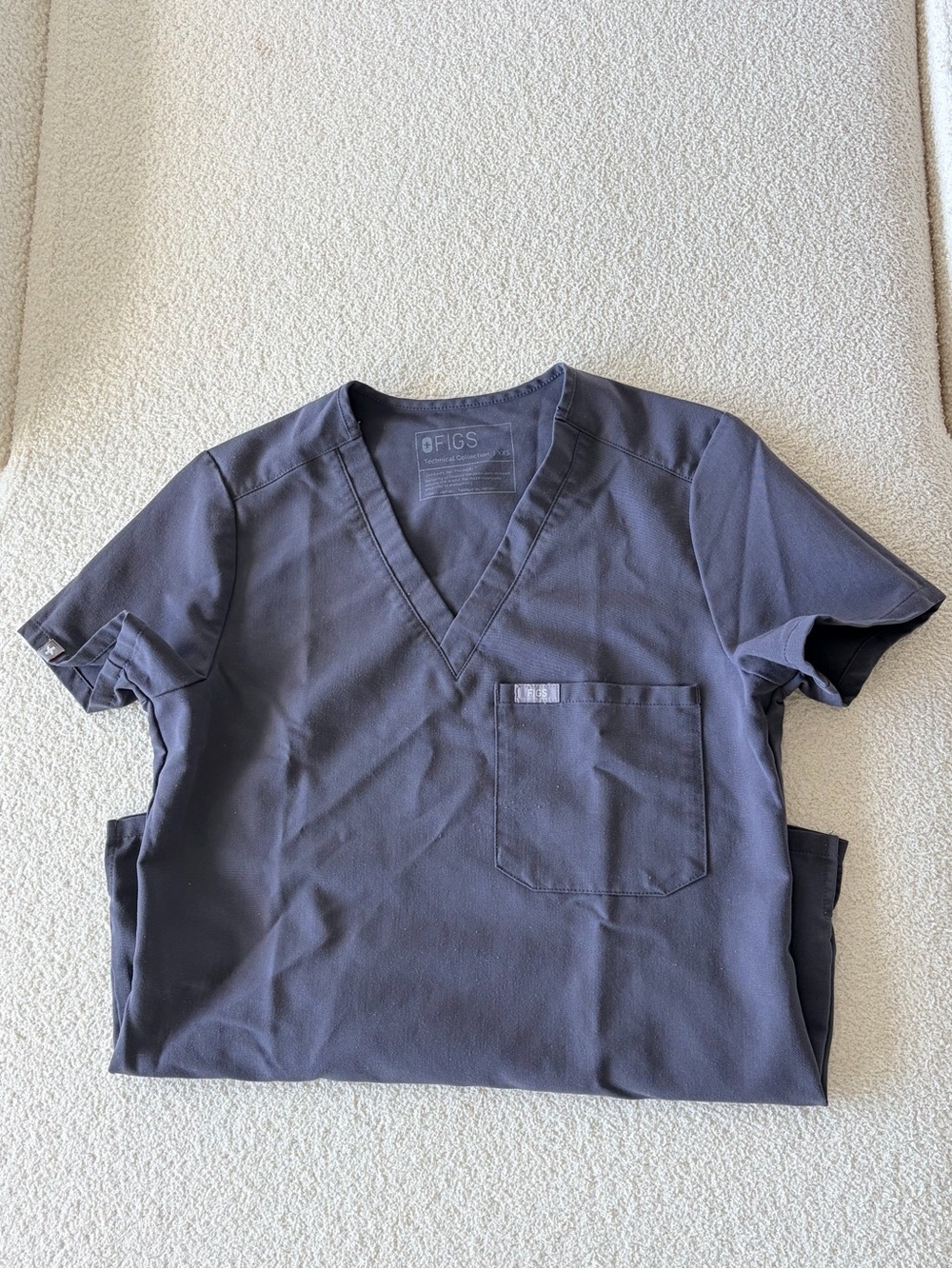 FIGS catarina scrub top XXS in Charcoal (dark gray)